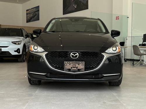 Mazda Mazda 2 Lateral derecho 6